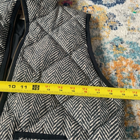 COPY - J Crew | Down Herringbone Vest Small - Picture 7 of 10